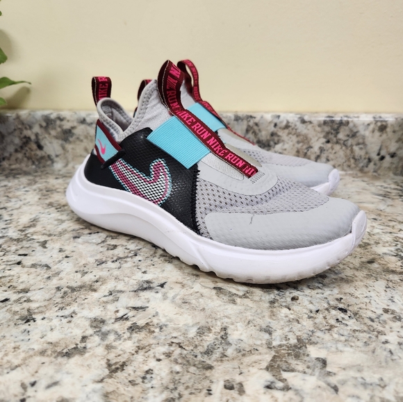 Nike Flex Plus SE Running Shoe Slip On Size 4.5Y - Picture 4 of 12